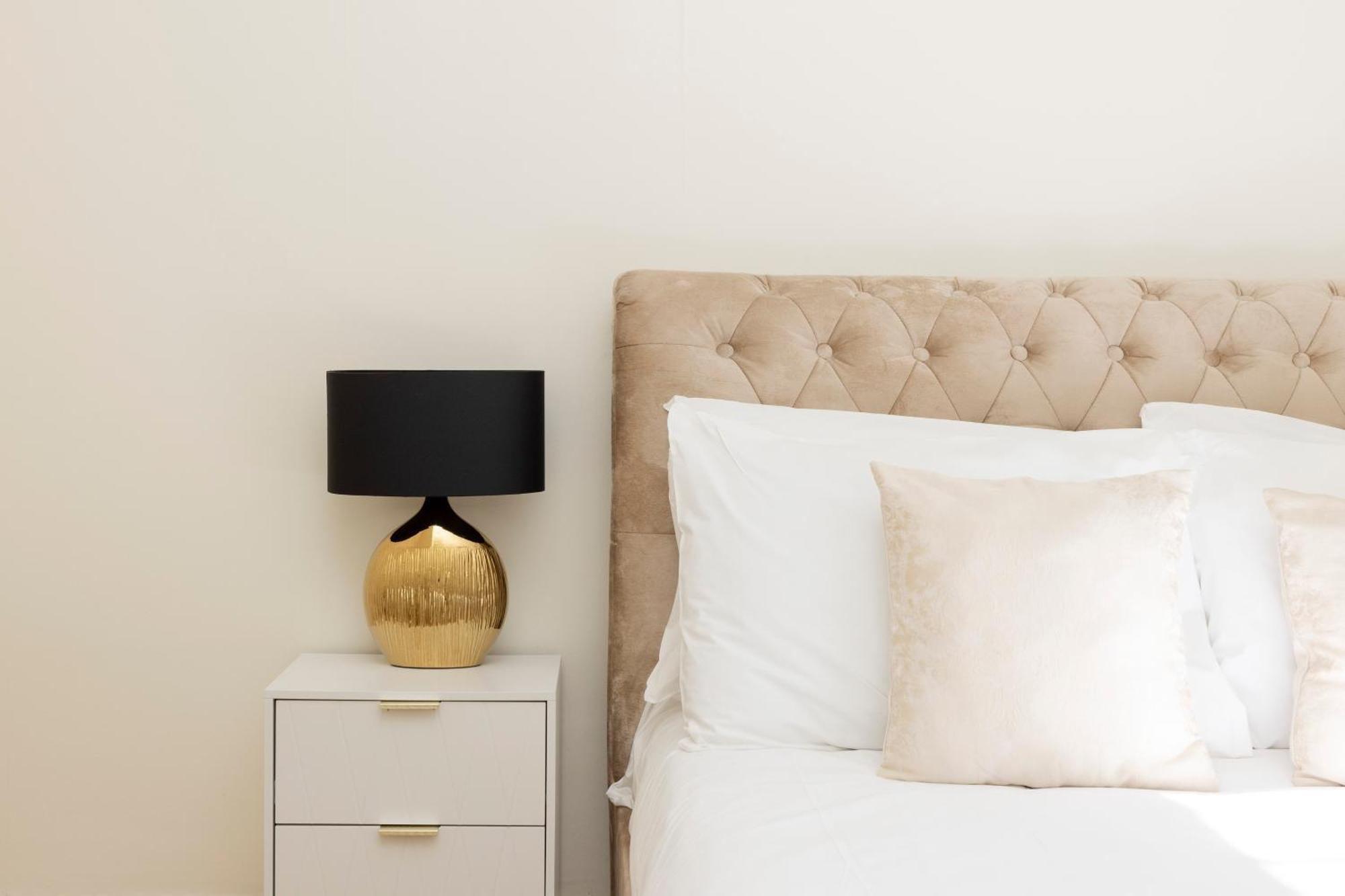 Joivy Modern Flat In City Centre - For Up To 3 Guests Daire Edinburgh Dış mekan fotoğraf