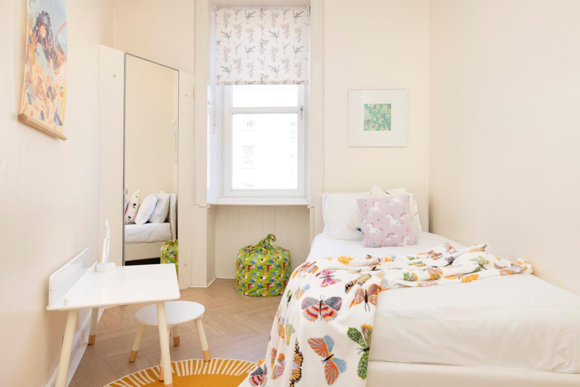 Joivy Modern Flat In City Centre - For Up To 3 Guests Daire Edinburgh Dış mekan fotoğraf